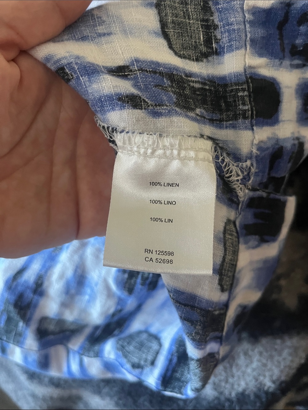 Ellen Tracy Blue Splatter Linen Quarter Zip Sleeveless Blouse - Picture 3 of 3